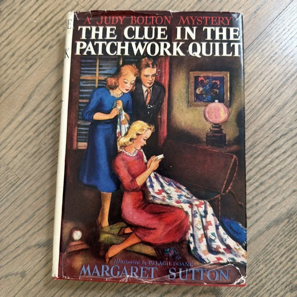The Clue In The Patchwork Quilt‎ by Margaret Sutton 1941 HCDJ Red Cover